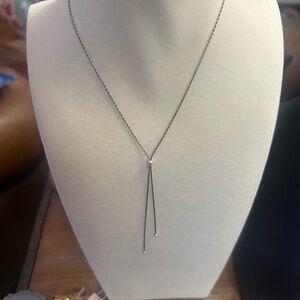 NWOT - FREIDA ROTHMAN  ITALIAN thin Silver necklace.